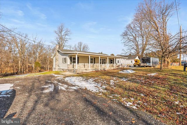 5399 CANAL RD, East Berlin, PA 17316