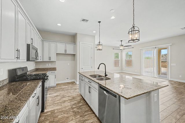 8833 S 167th Lane, Goodyear, AZ 85338
