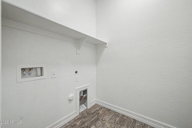 8833 S 167th Lane, Goodyear, AZ 85338