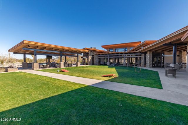 8833 S 167th Lane, Goodyear, AZ 85338