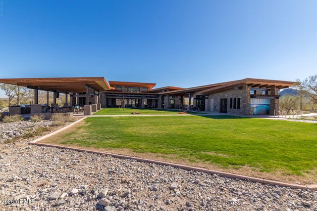 8833 S 167th Lane, Goodyear, AZ 85338