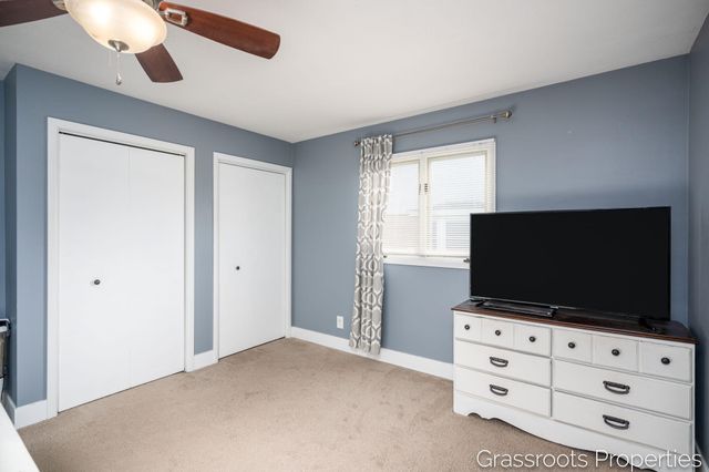 7700 Ridgewood Drive, Jenison, MI 49428