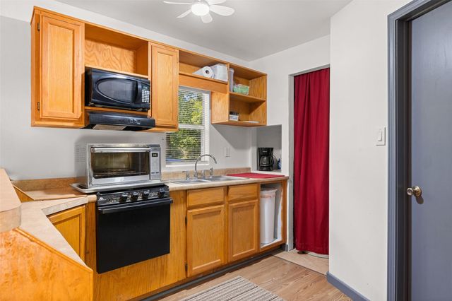 12255 County Rd 136w, Centerville, TX 75833