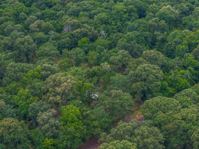 12255 County Rd 136w, Centerville, TX 75833