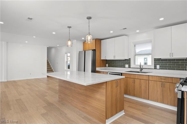 3135 W 16th Street, Cleveland, OH 44109