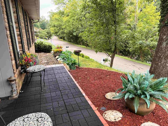 1929 Washington Blvd, Huntington, WV 25701