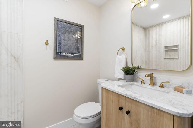 413 MERCY ST, Philadelphia, PA 19148
