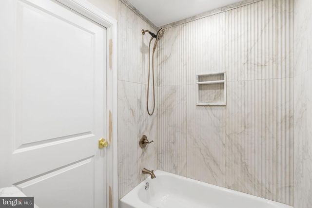 413 MERCY ST, Philadelphia, PA 19148