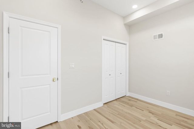 413 MERCY ST, Philadelphia, PA 19148