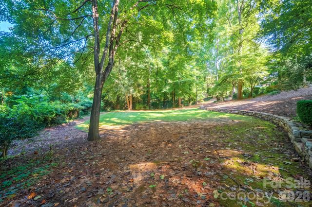 955 19th Avenue NW, Hickory, NC 28601