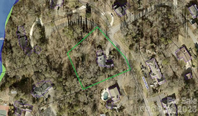 955 19th Avenue NW, Hickory, NC 28601