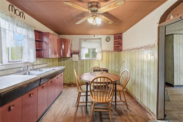 1058 Thompson Run Rd, West Mifflin, PA 15122