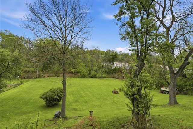 1058 Thompson Run Rd, West Mifflin, PA 15122
