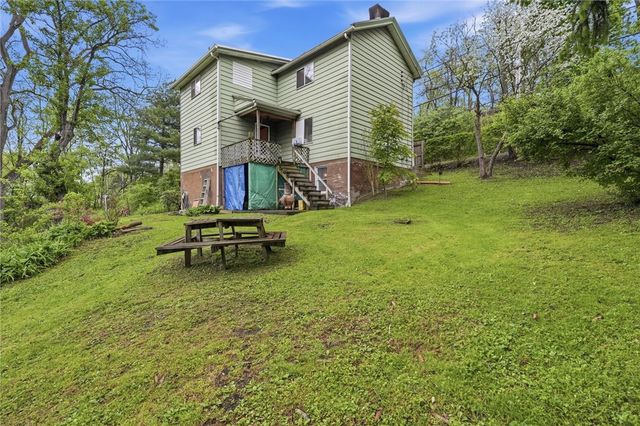 1058 Thompson Run Rd, West Mifflin, PA 15122