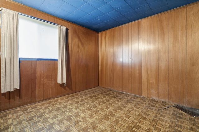 1058 Thompson Run Rd, West Mifflin, PA 15122
