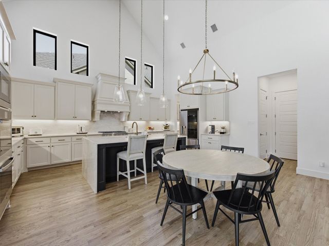 2216 Winding Creek Circle, Fort Worth, TX 76008