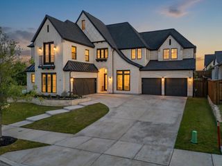 2216 Winding Creek Circle, Fort Worth, TX 76008