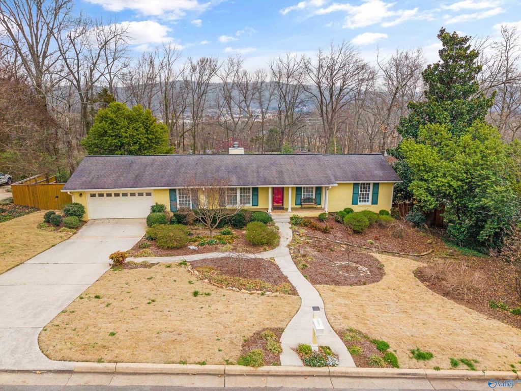 7105 Jones Valley Drive SE, Huntsville, AL 35802