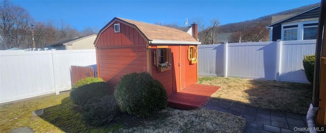 6 Bogardus Road, Fishkill, NY 12524