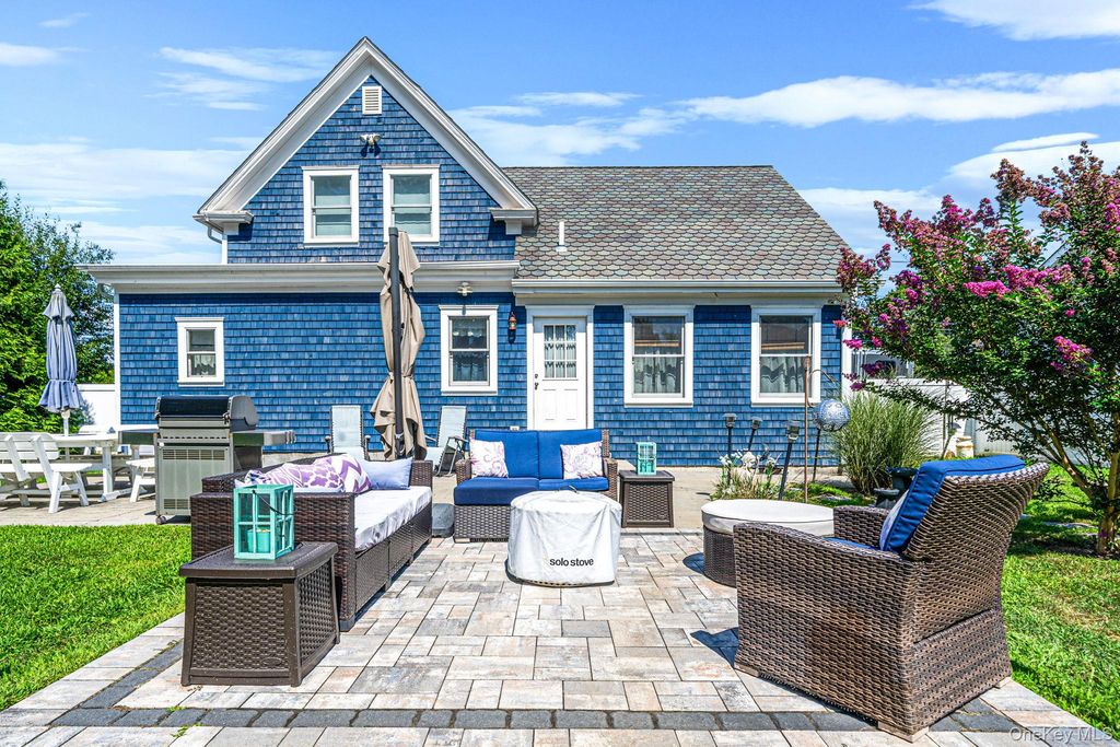 10 Park Street, Blue Point, NY 11715 — photo 5