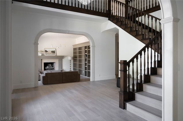 30 Quail Hollow Drive, Henderson, NV 89014