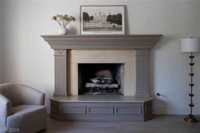 30 Quail Hollow Drive, Henderson, NV 89014