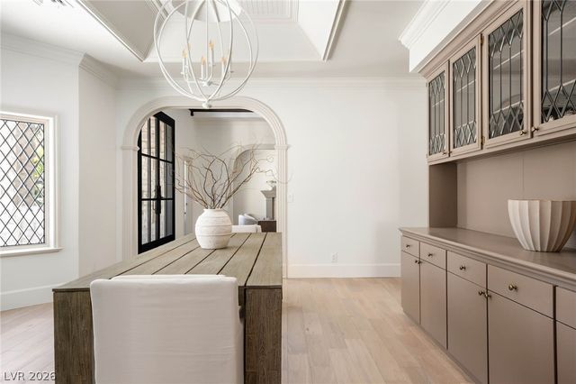 30 Quail Hollow Drive, Henderson, NV 89014