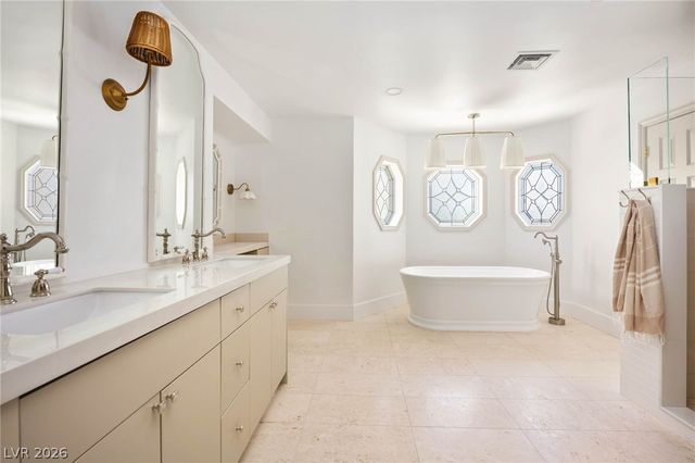 30 Quail Hollow Drive, Henderson, NV 89014