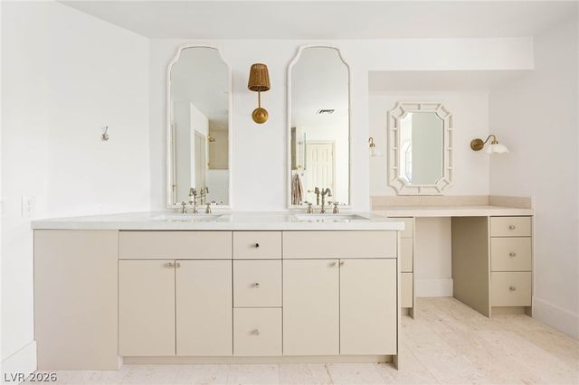 30 Quail Hollow Drive, Henderson, NV 89014