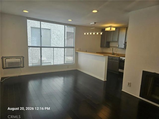 11645 Montana Avenue 110, Los Angeles, CA 90049