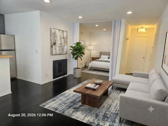 11645 Montana Avenue 110, Los Angeles, CA 90049