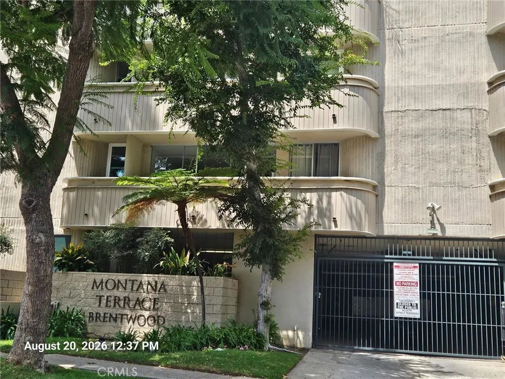 11645 Montana Avenue 110, Los Angeles, CA 90049