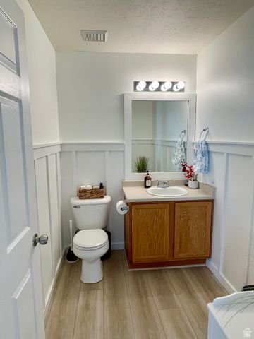 2126 E LODGE POLE DR, Eagle Mountain, UT 84005