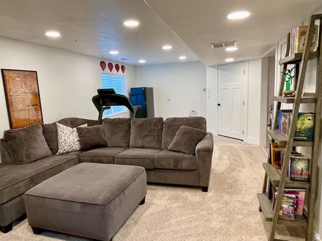 2126 E LODGE POLE DR, Eagle Mountain, UT 84005