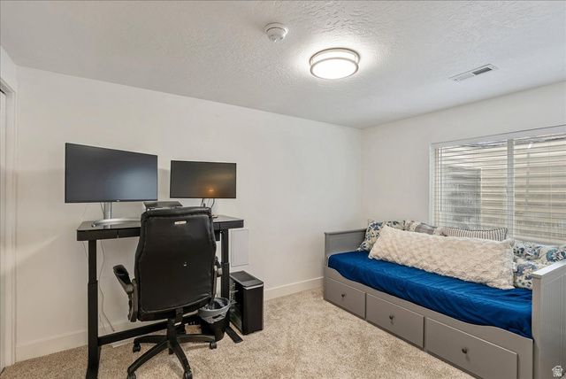 2126 E LODGE POLE DR, Eagle Mountain, UT 84005