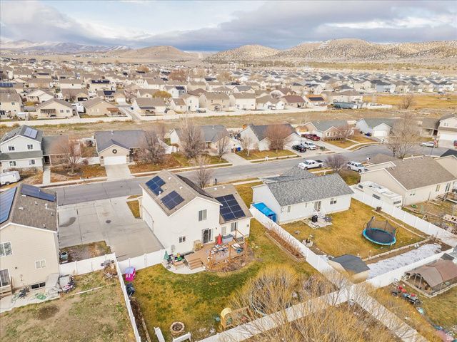 2126 E LODGE POLE DR, Eagle Mountain, UT 84005