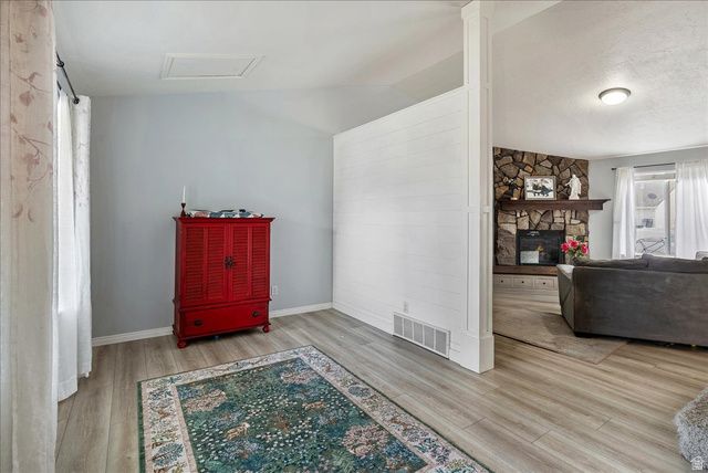 2126 E LODGE POLE DR, Eagle Mountain, UT 84005