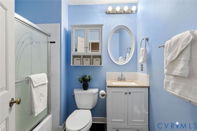 12501 Lively St, Chester, VA 23831