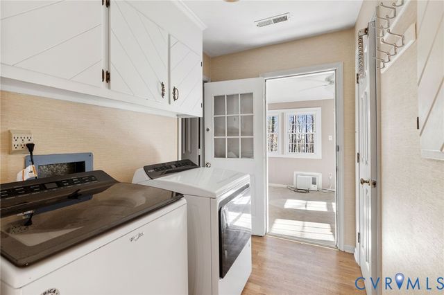 12501 Lively St, Chester, VA 23831