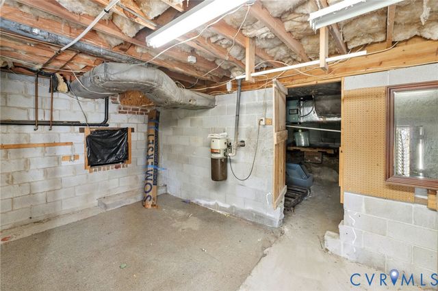 12501 Lively St, Chester, VA 23831