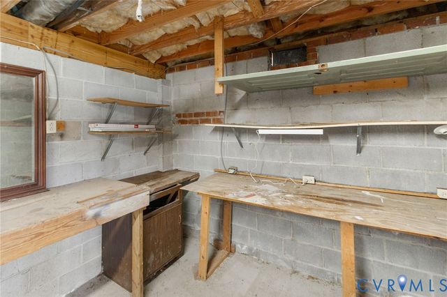 12501 Lively St, Chester, VA 23831