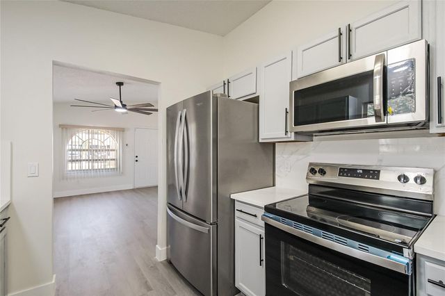 109 N FAULKNER AVENUE, Leesburg, FL 34748