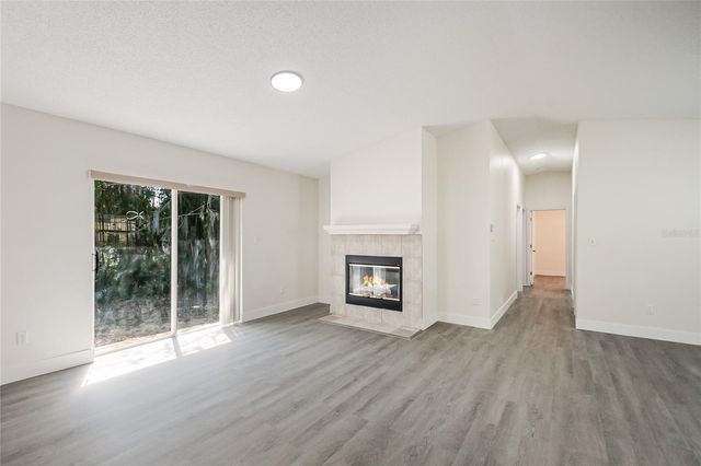 109 N FAULKNER AVENUE, Leesburg, FL 34748