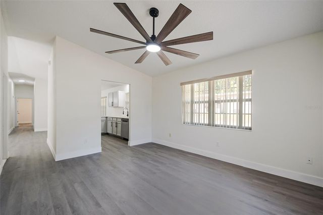 109 N FAULKNER AVENUE, Leesburg, FL 34748