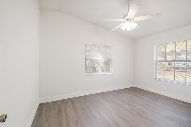 109 N FAULKNER AVENUE, Leesburg, FL 34748