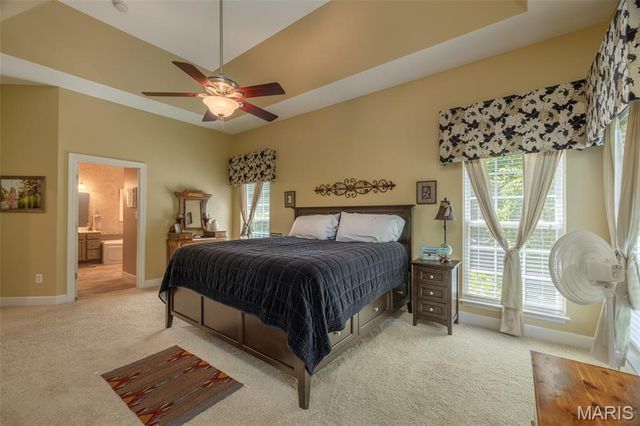 3840 Rooster Ridge Lane, Defiance, MO 63341