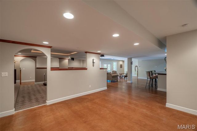 3840 Rooster Ridge Lane, Defiance, MO 63341