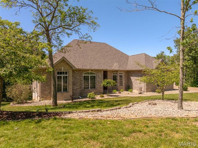 3840 Rooster Ridge Lane, Defiance, MO 63341