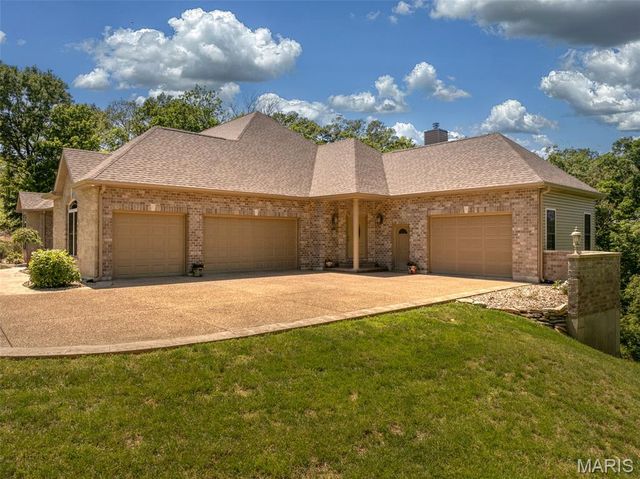 3840 Rooster Ridge Lane, Defiance, MO 63341