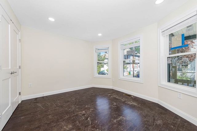 70-72 Stanley Ave. 1, Medford, MA 02155